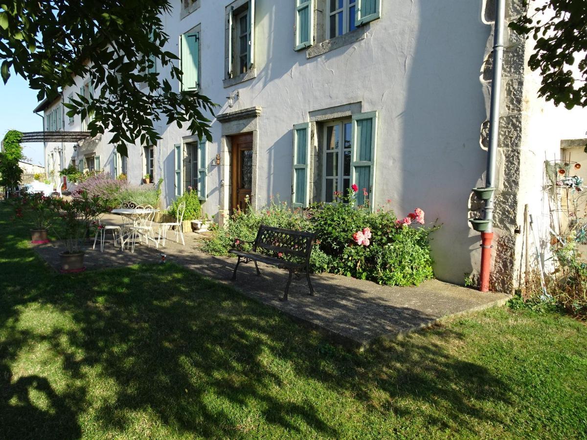 Au Bon Gre D'hugoline Bed & Breakfast Blanzac (Haute Loire)